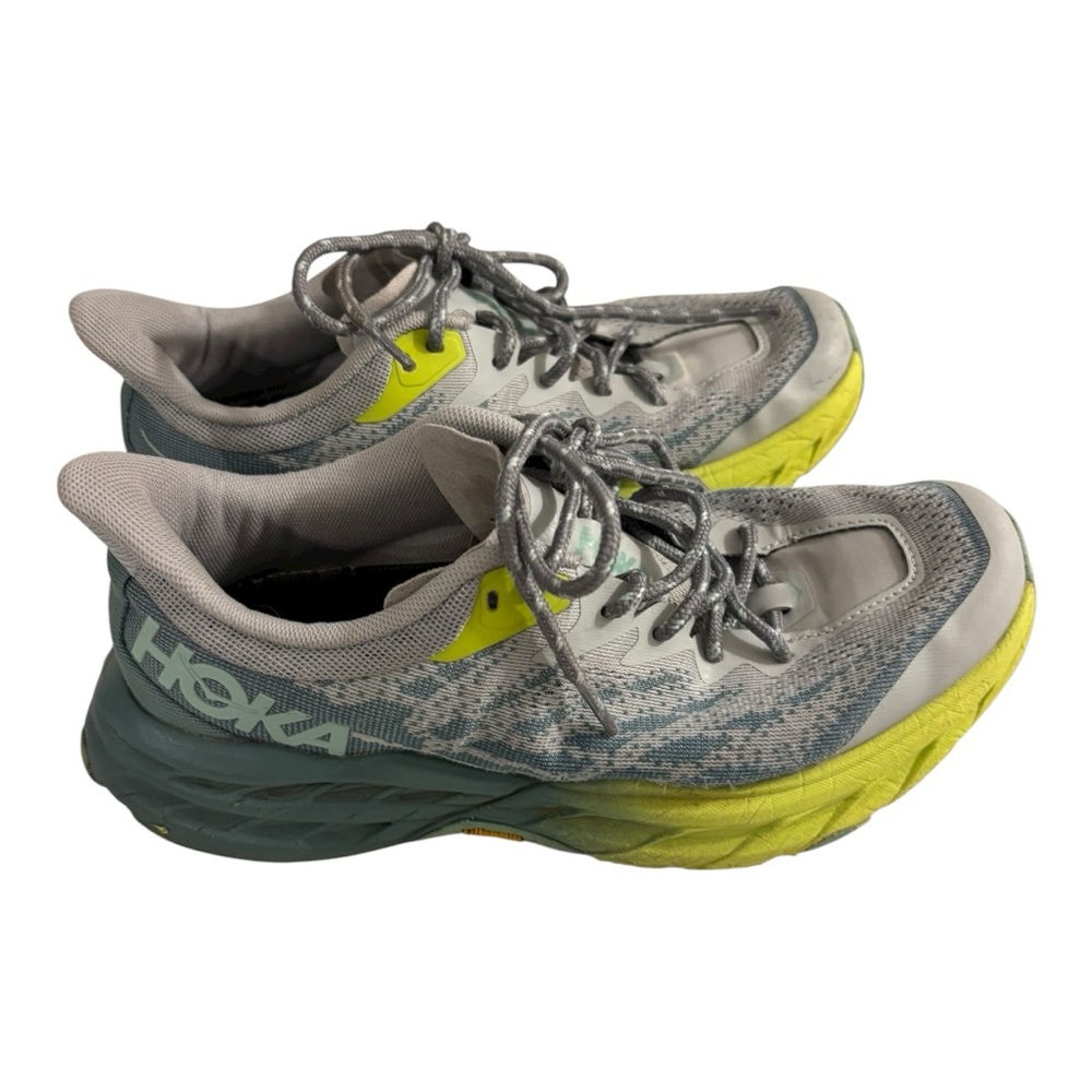 Hoka One One Speedgoat 5 Gray Running Shoes Women’s Size 7B